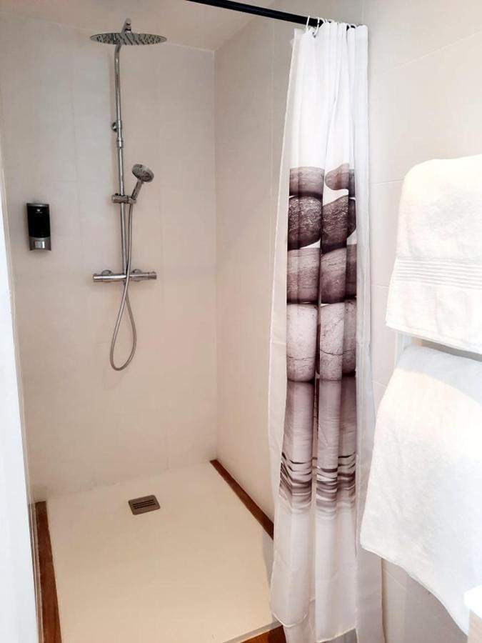 Votre Studio Balneo Bien-Etre A La Montagne Thollon-les-Memises Exterior foto