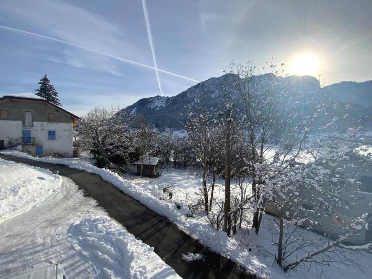 Votre Studio Balneo Bien-Etre A La Montagne Thollon-les-Memises Exterior foto